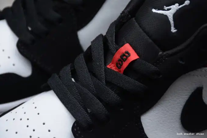 Cheap LUCY Toe 1 Black Jordan Air Low 553558-116 0625